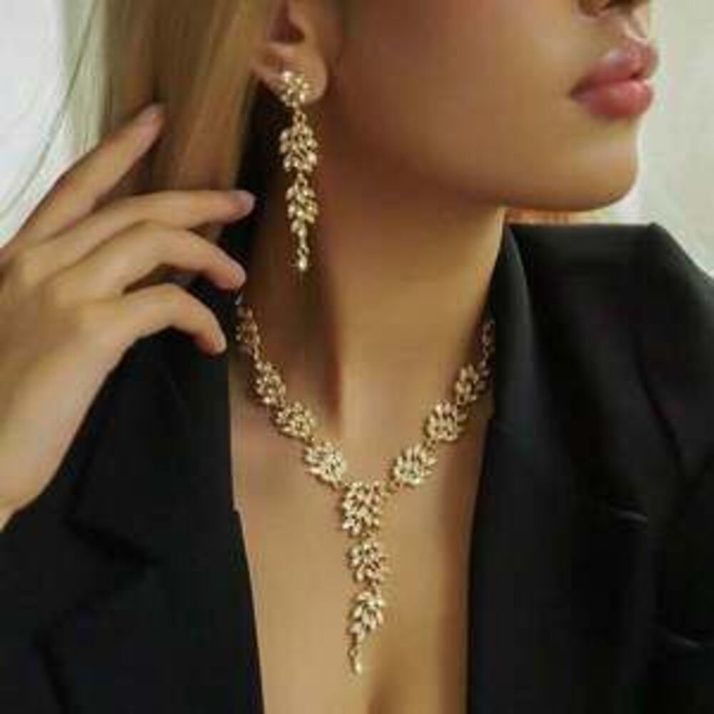 3-Piece Of Leaf Flower Earrings Necklace Stylish And Suitab Gift Dainty